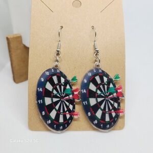 Unknown Brand Dartboard Earrings Novelty Dangle Fun Sporty NEW Ladies 2.5 inches